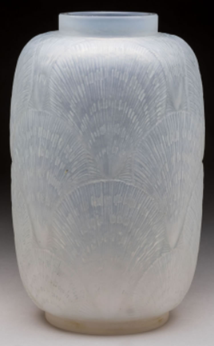 Rene Lalique Vase Coquilles