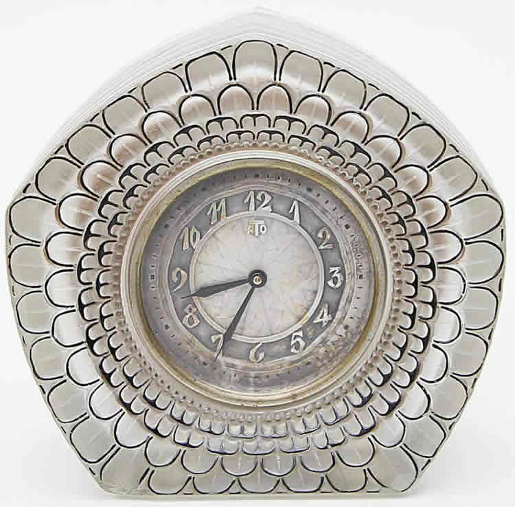 R. Lalique Dahlia Clock