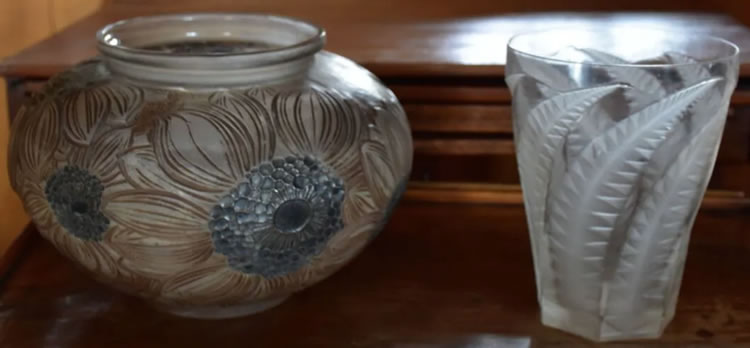 R. Lalique Dahlias Vase 2 of 2