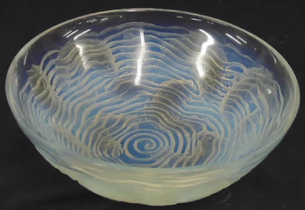Rene Lalique  Dauphins Coupe 