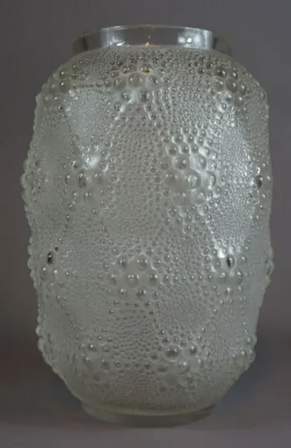 R. Lalique Davos Vase