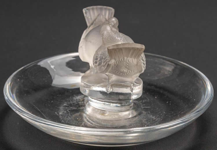 R. Lalique Deux Colombes Ashtray 2 of 2