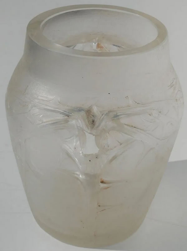 R. Lalique Deux Tetes De Poissons Cire Perdue Vase 2 of 2