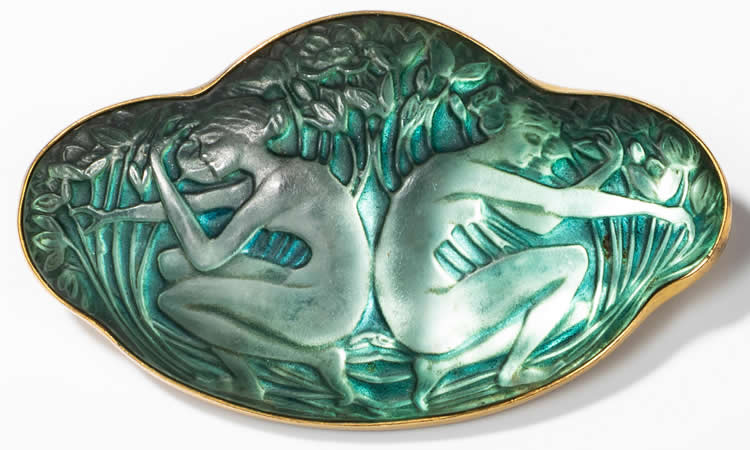R. Lalique Dos A Dos Brooch