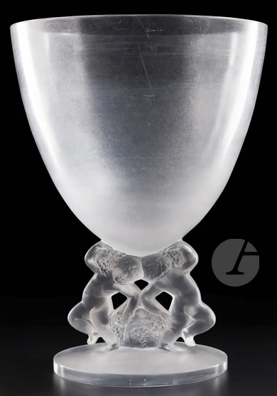 R. Lalique Enfants Vase