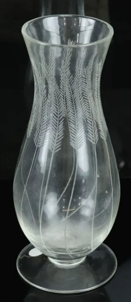 R. Lalique Epis Gravees Vase