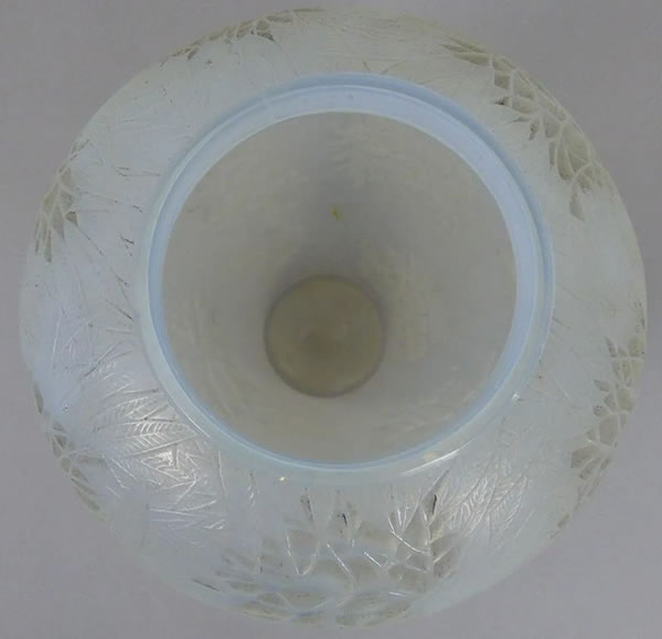 R. Lalique Esterel Vase 2 of 2