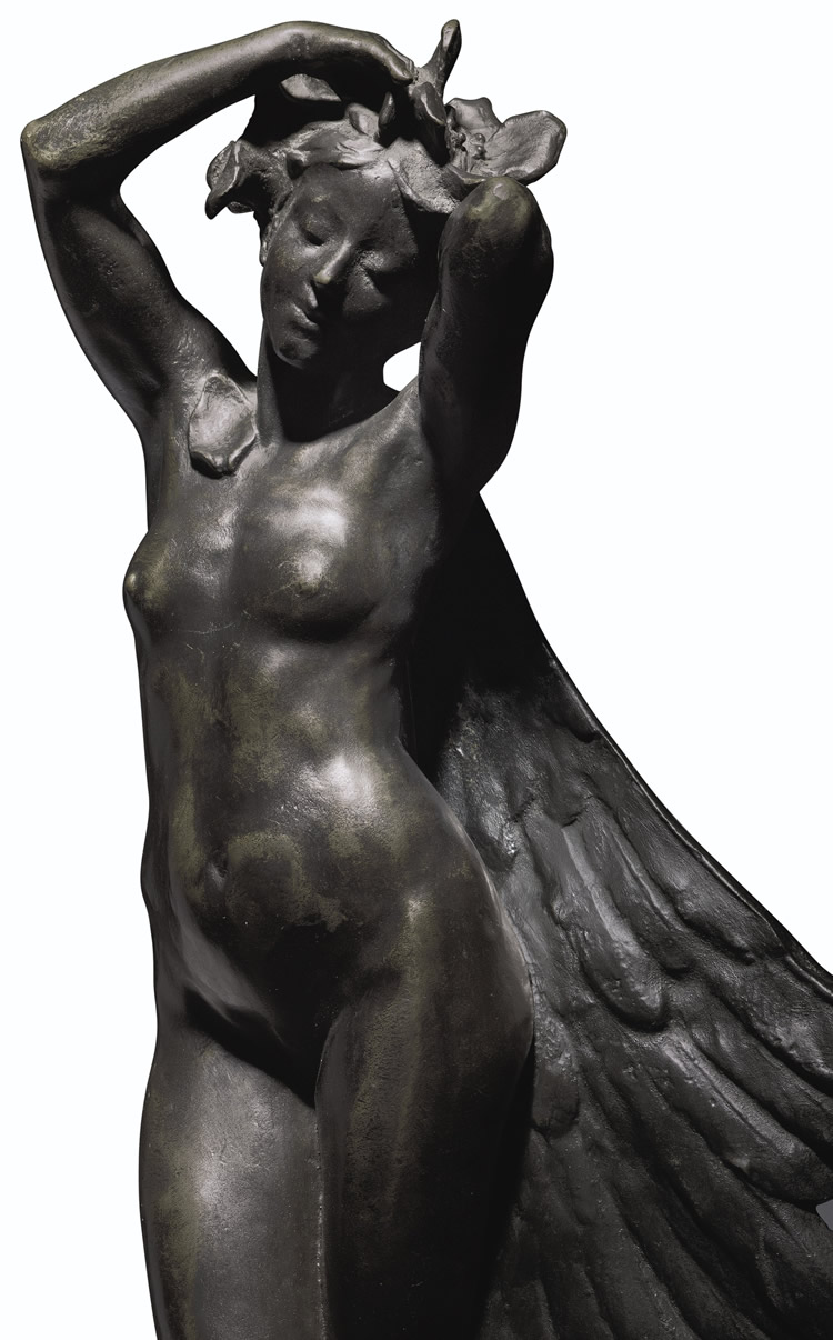 R. Lalique Femme Ailee-3 Balustrade 2 of 2