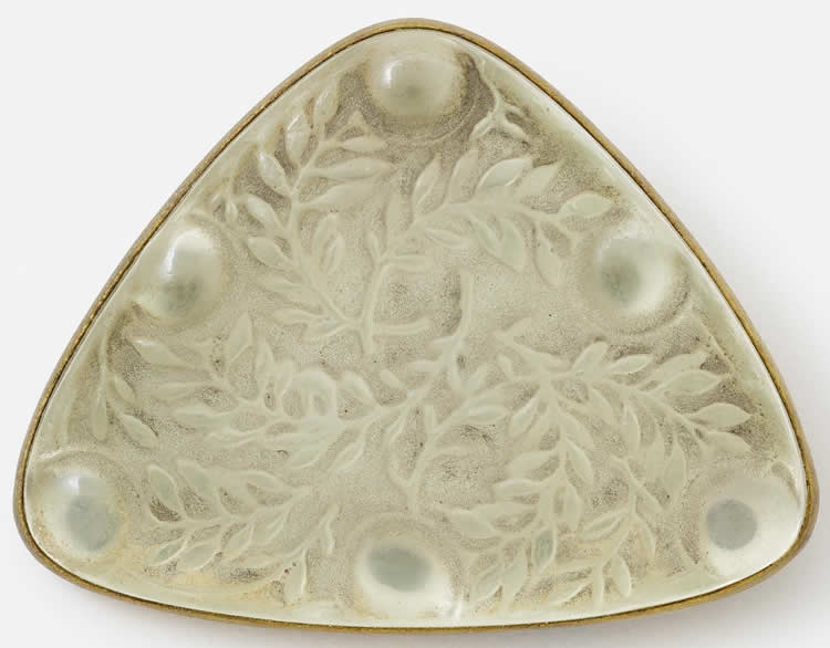 R. Lalique Feuilles Brooch