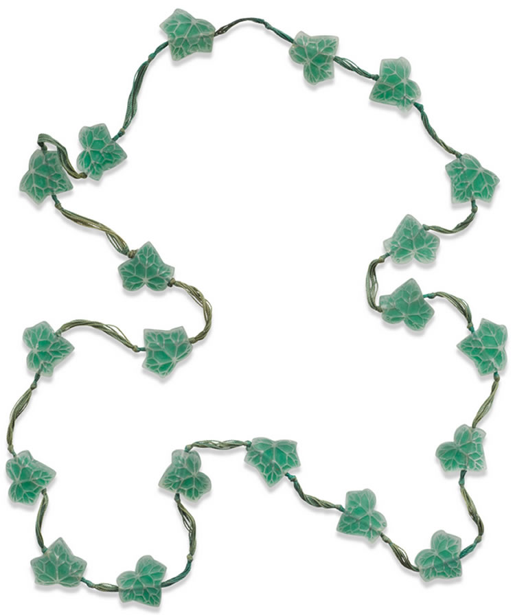R. Lalique Feuilles De Lierre Necklace