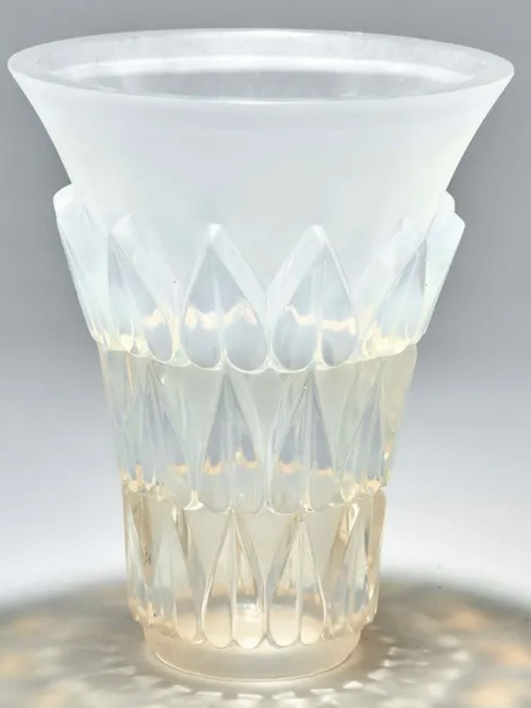 Rene Lalique Vase Feuilles