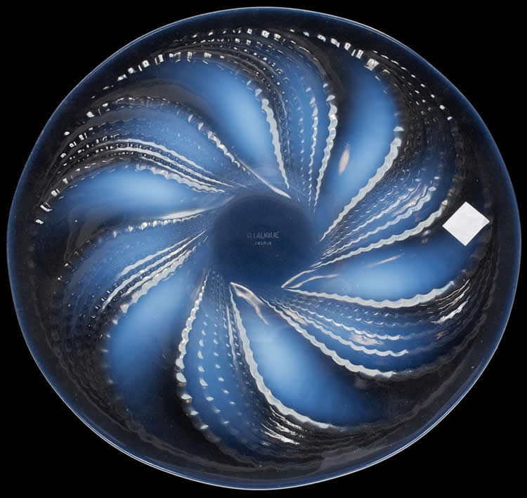 R. Lalique Fleurons Plate