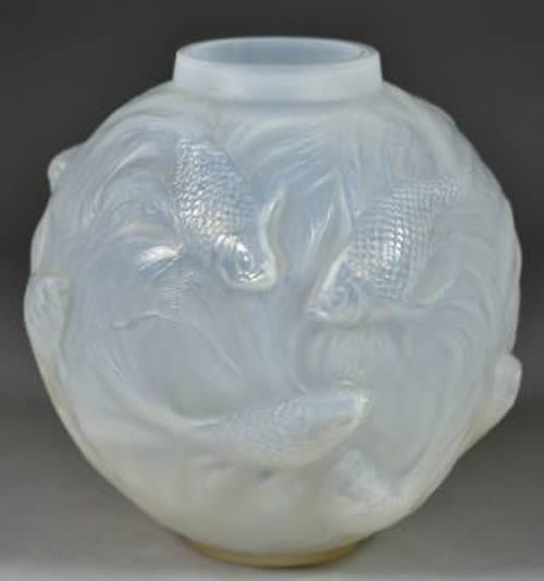 Rene Lalique Vase Formose