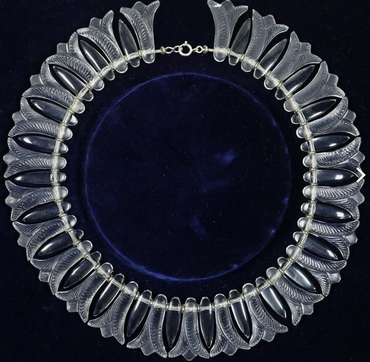 Rene Lalique  Fuchsias Necklace 