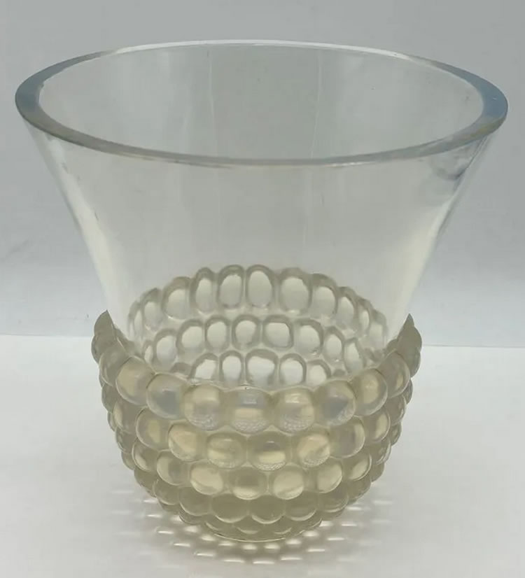R. Lalique Graines Vase
