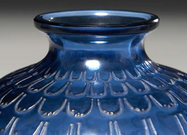 R. Lalique Grenade Vase 2 of 2