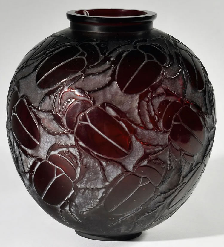 Rene Lalique Vase Gros Scarabees