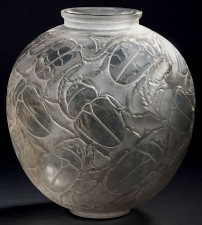 R. Lalique Gros Scarabees Vase