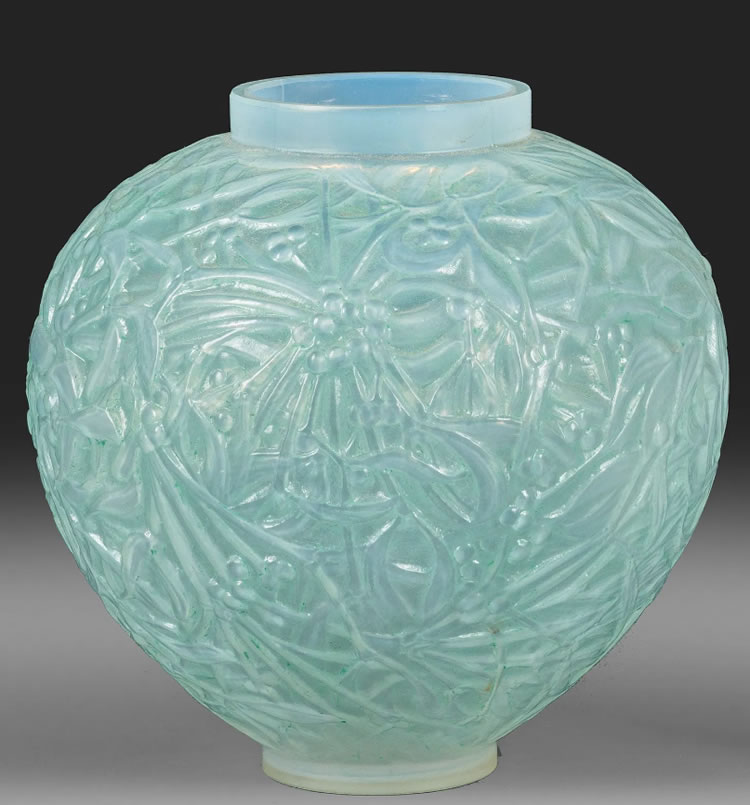 Rene Lalique Gui Vase