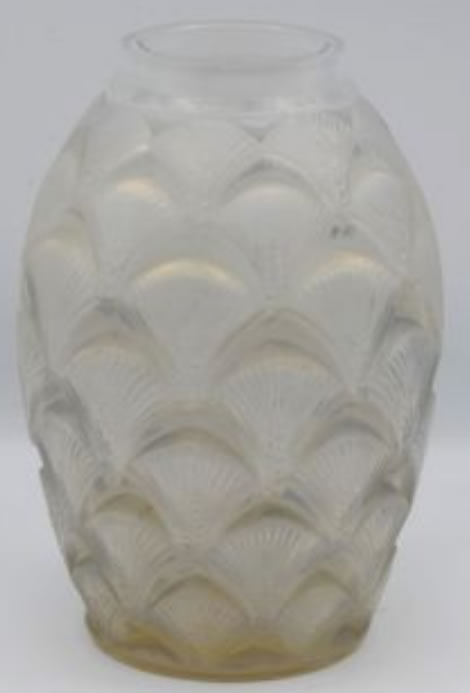 R. Lalique Herblay Vase
