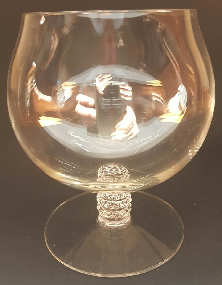 R. Lalique Kobe-3 Cognac Glass 2 of 2