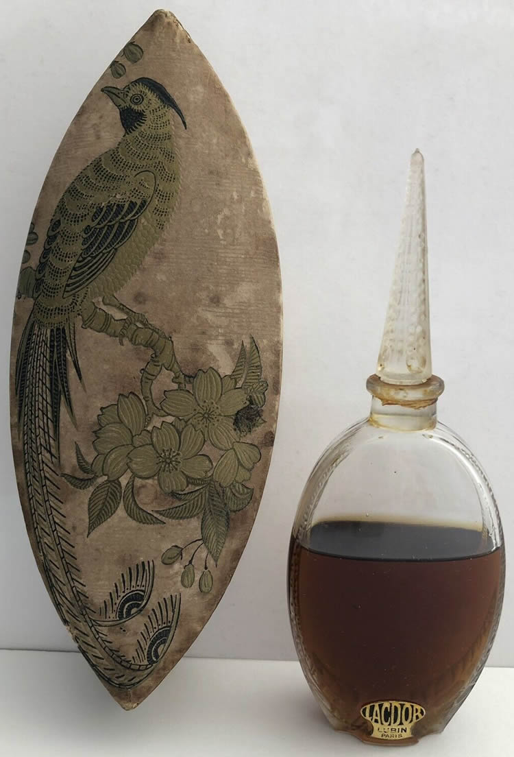 R. Lalique Lac d'Or Perfume Bottle