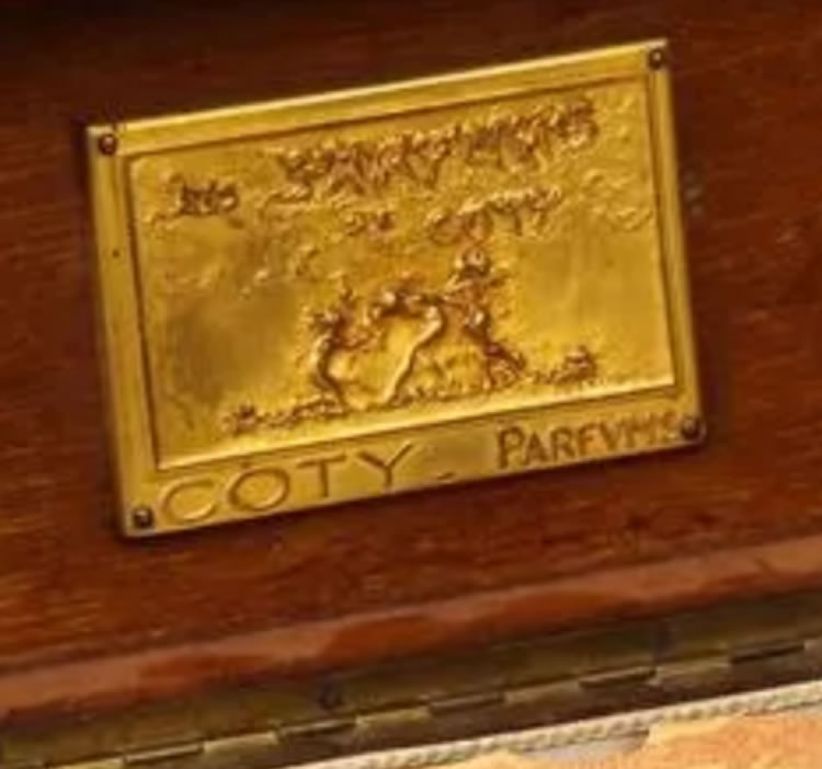 R. Lalique Les Parfums De Coty Powders Display Box 2 of 2