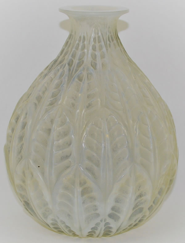 R. Lalique Malesherbes Vase