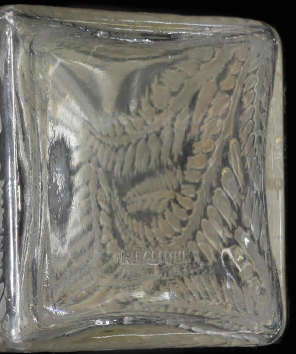 R. Lalique Myrrhis Vase 2 of 2