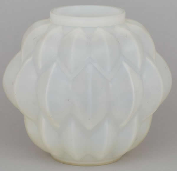 Rene Lalique Vase Nivernais