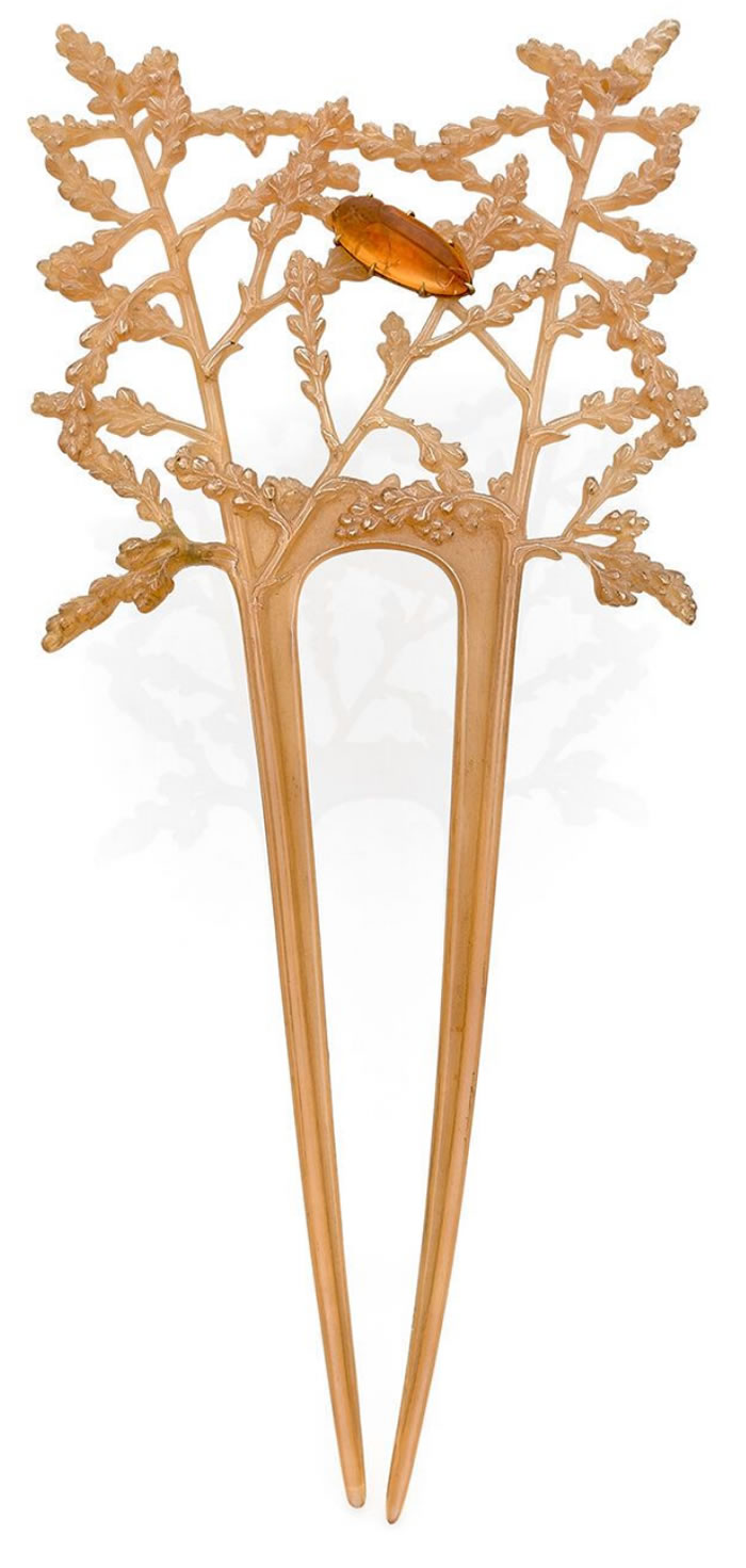 Rene Lalique Comb Oats