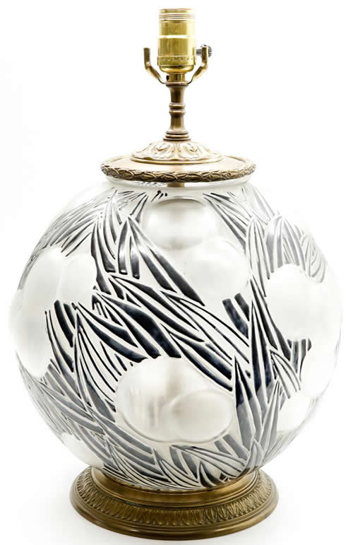 R. Lalique Oranges Vase Lamp