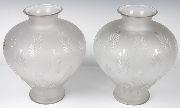 R. Lalique Palmettes Vase 2 of 2