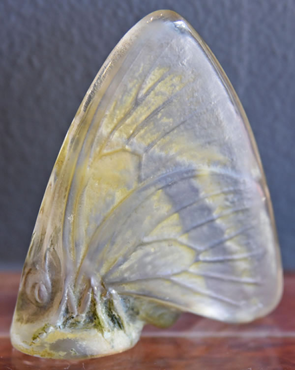 Rene Lalique Seal Papillon Ailes Fermees