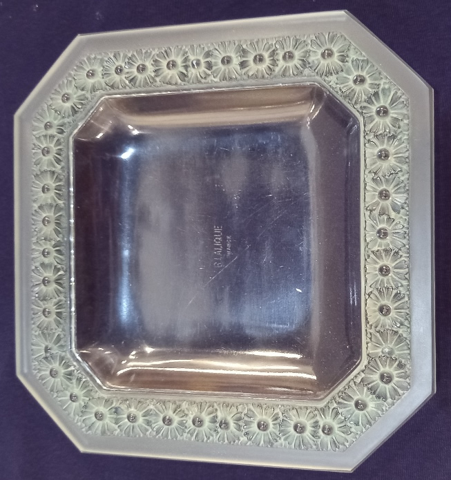 Rene Lalique Paquerettes Plate 