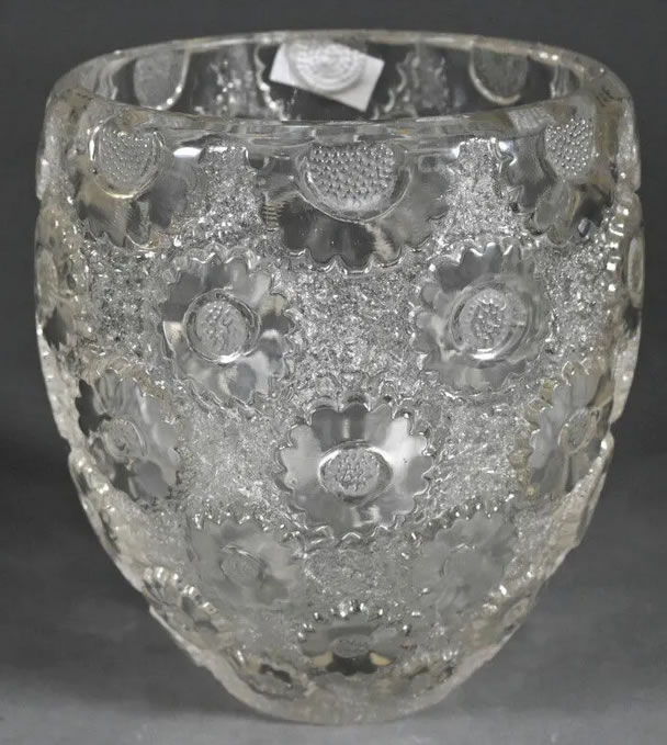 Rene Lalique  Paquerettes Vase 