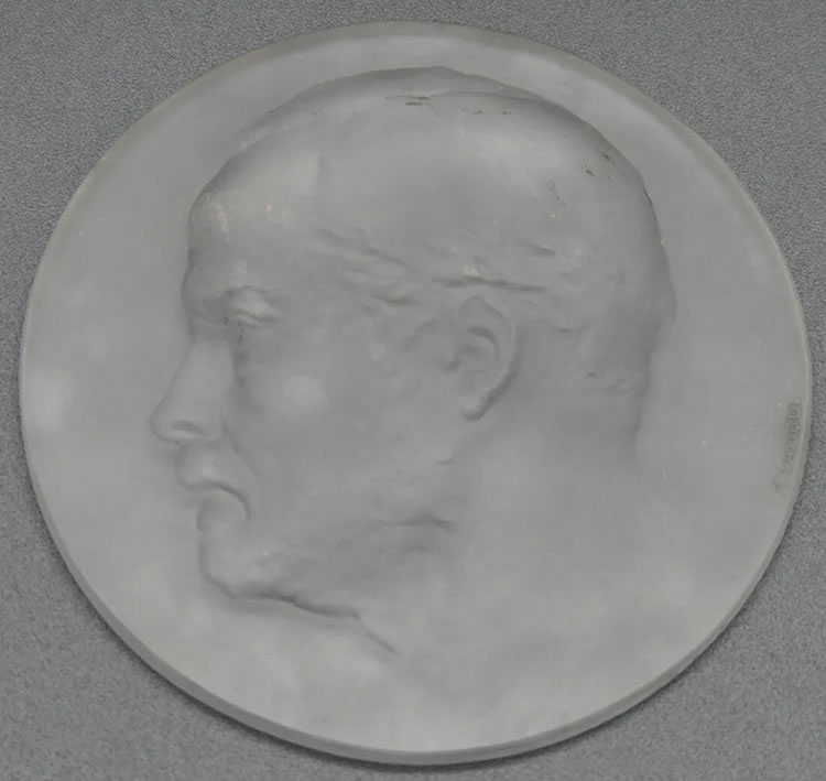 Rene Lalique  Pasteur Medallion 