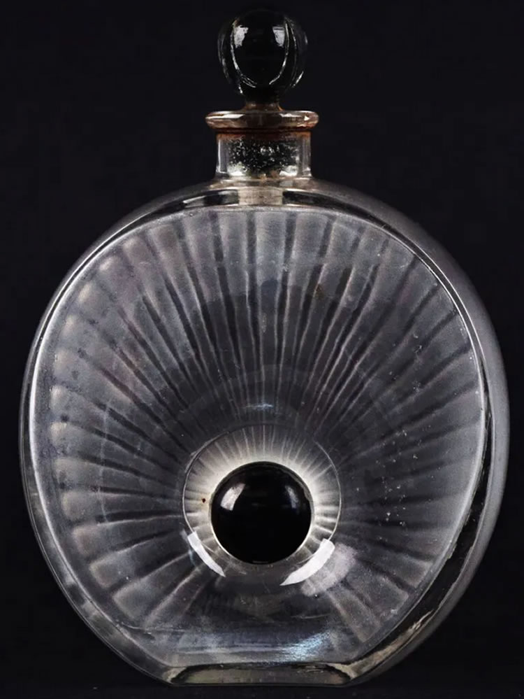 R. Lalique Perle Noire Perfume Bottle 2 of 2
