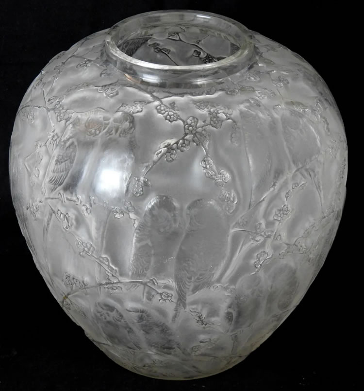 R. Lalique Perruches Vase 2 of 2
