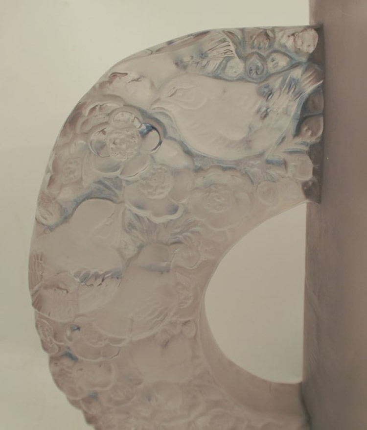 R. Lalique Petrarque Vase 2 of 2