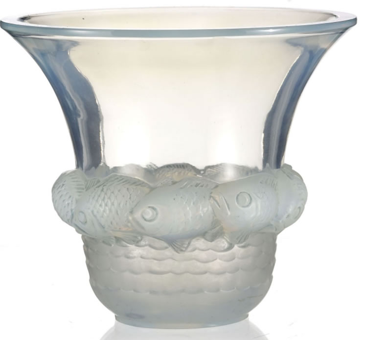 R. Lalique Piriac Vase