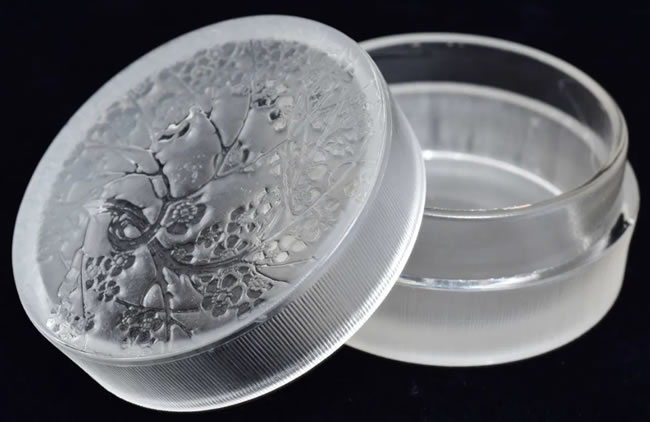 R. Lalique Pommier Du Japon Powder Box 3 of 3