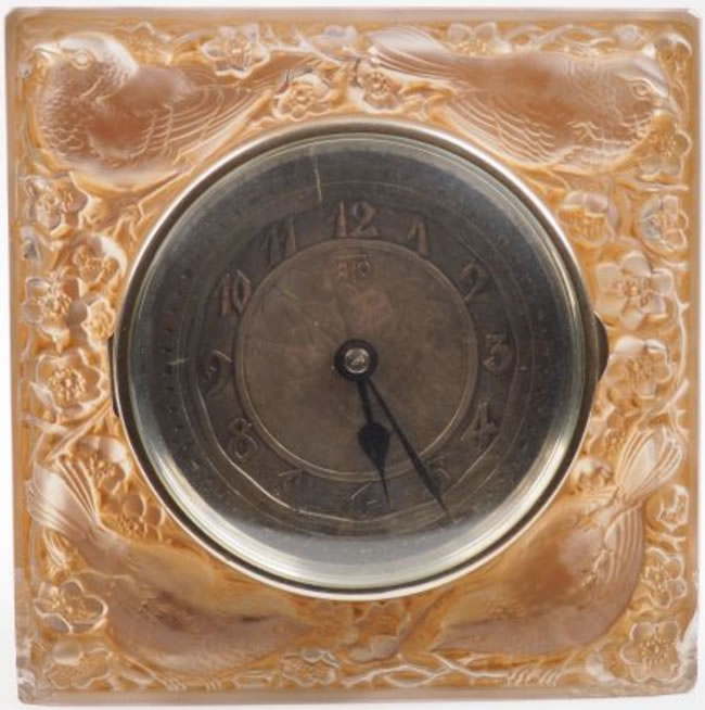R. Lalique Quatre Moineaux Du Japan Clock