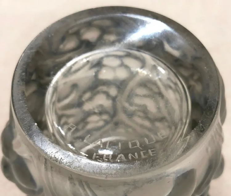 R. Lalique Raisins Vase 2 of 2