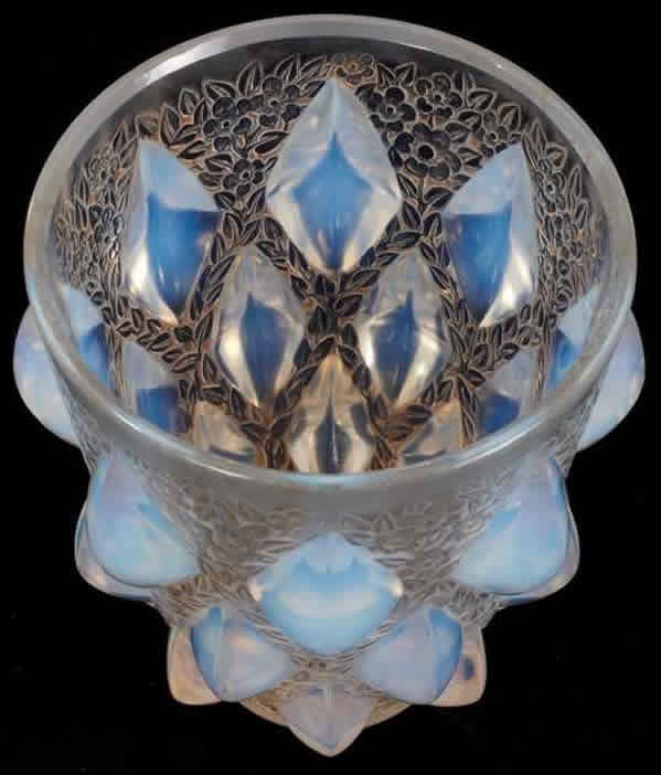 R. Lalique Rampillon Vase 2 of 2