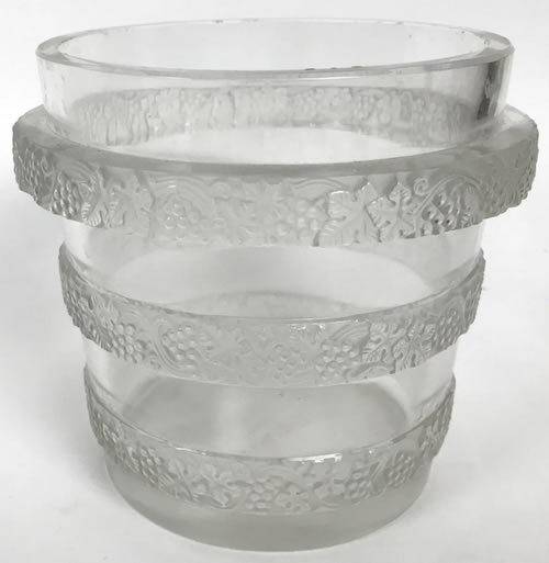 R. Lalique Ricquewihr Vase