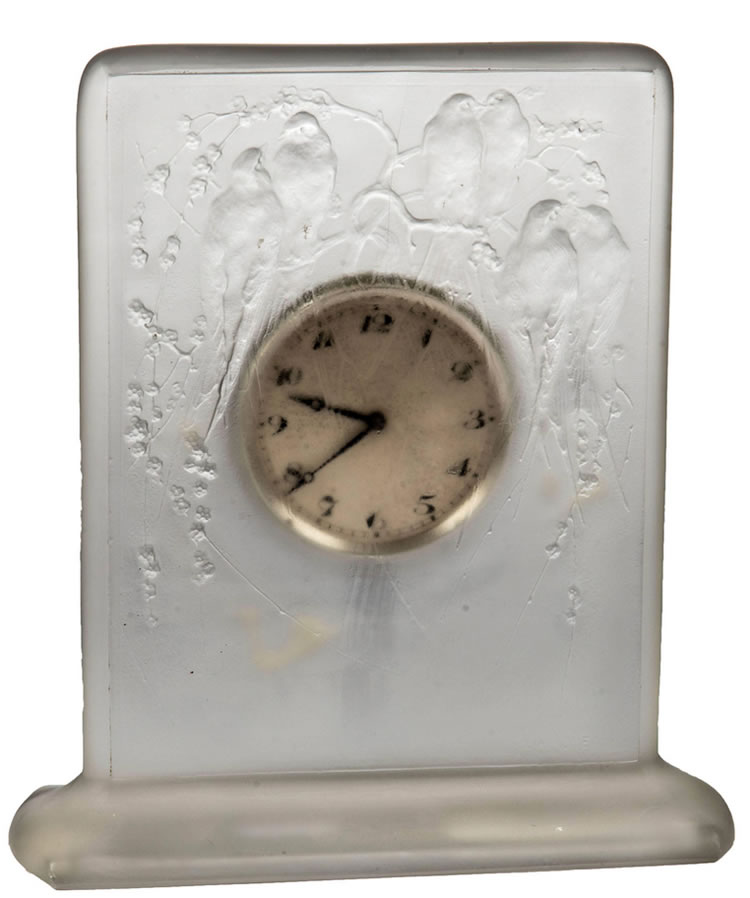 R. Lalique Six Hirondelles Perchees Clock