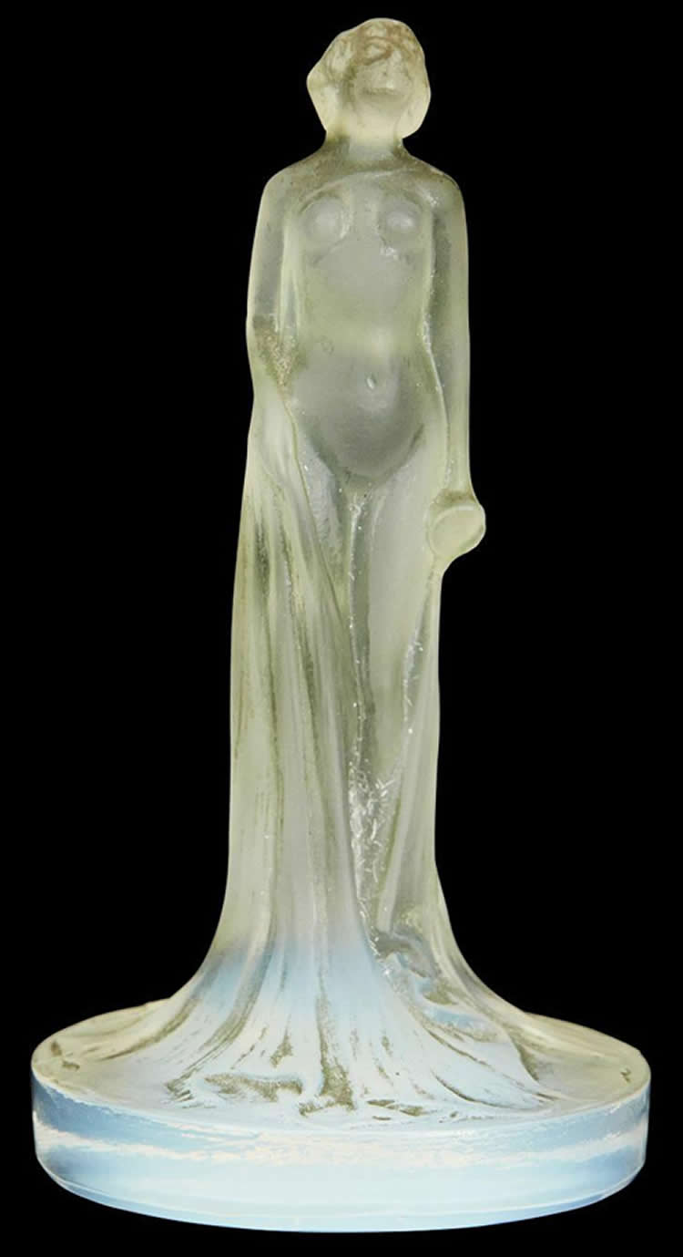 R. Lalique Statuette Drapee Cachet