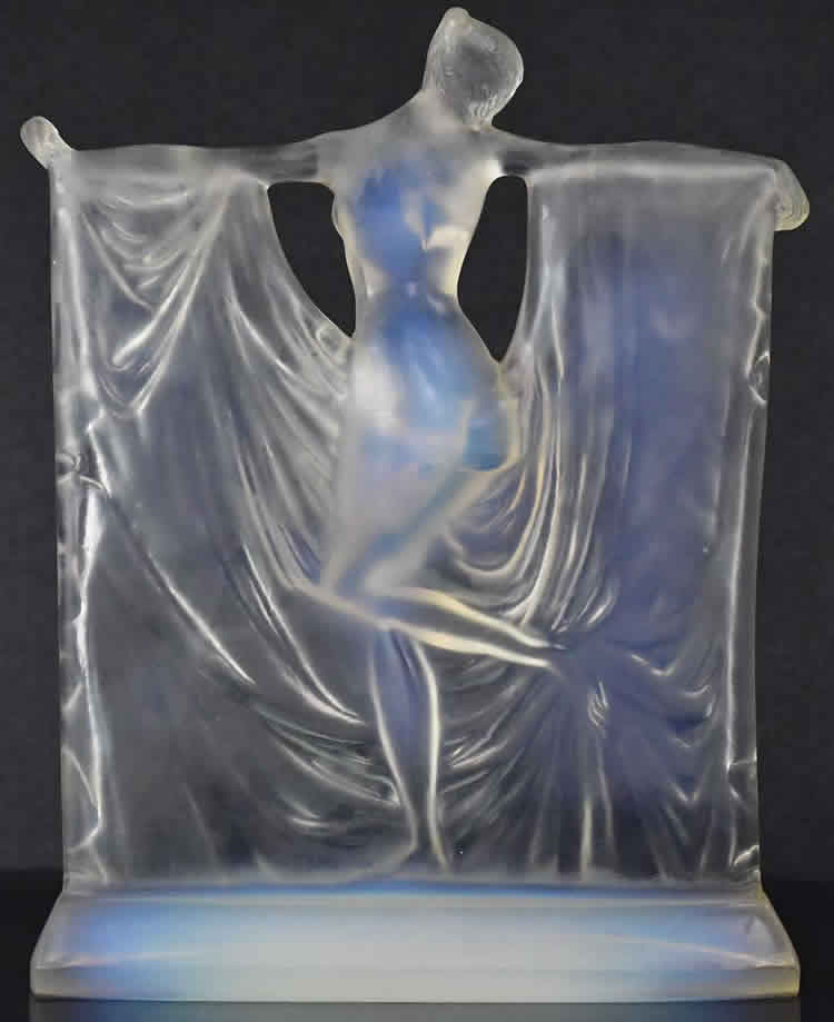 R. Lalique Suzanne Statue 2 of 2