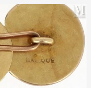 R. Lalique Trois Poissons Cufflink 2 of 2